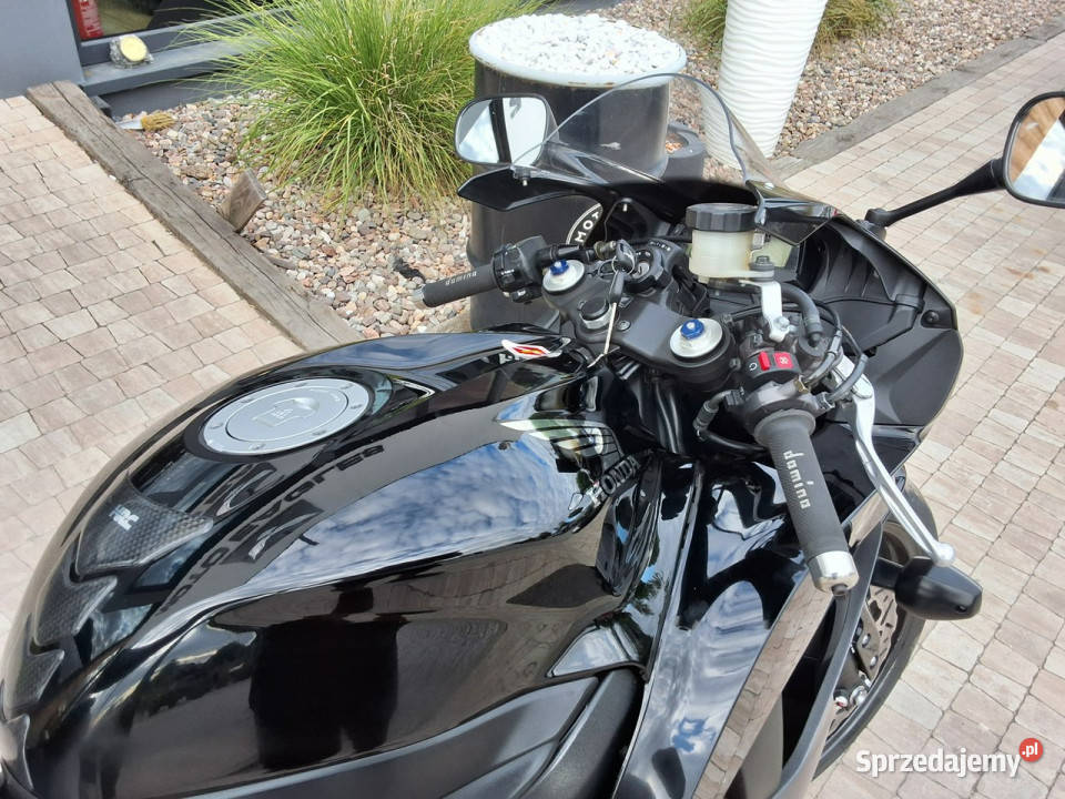 Honda CBR Akrapović raty kup online Piękna CBR Stare Miasto sprzedam