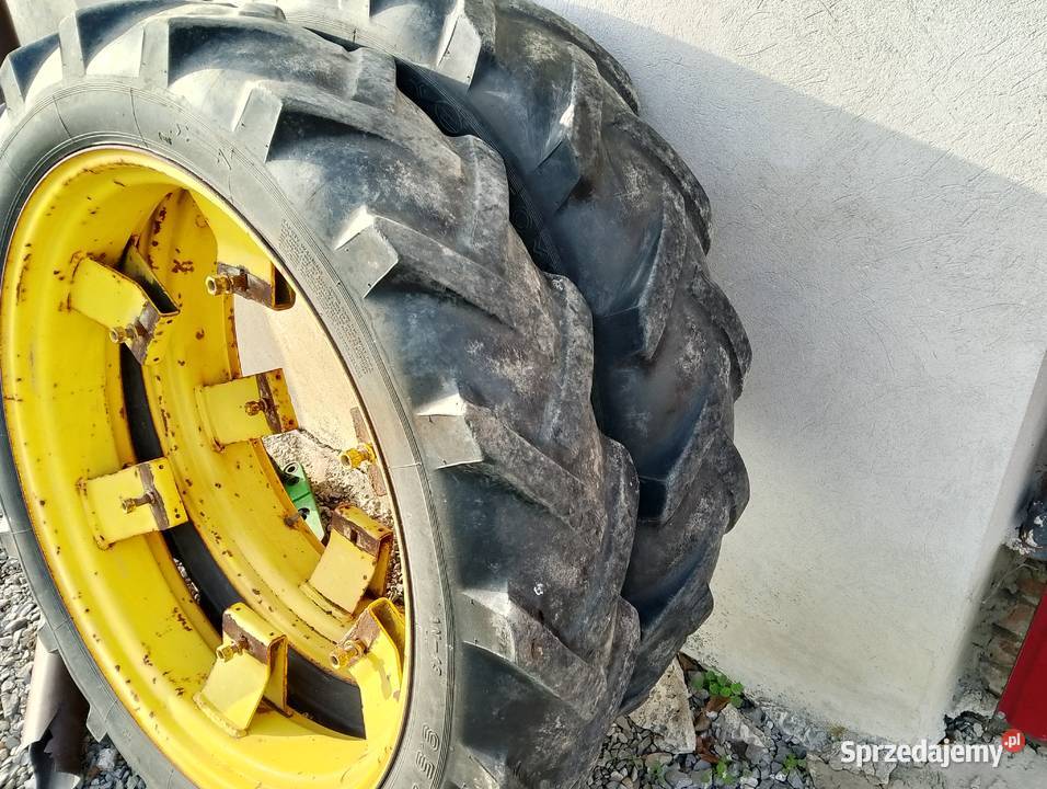 Koła 9536 John Deere Turobin sprzedam