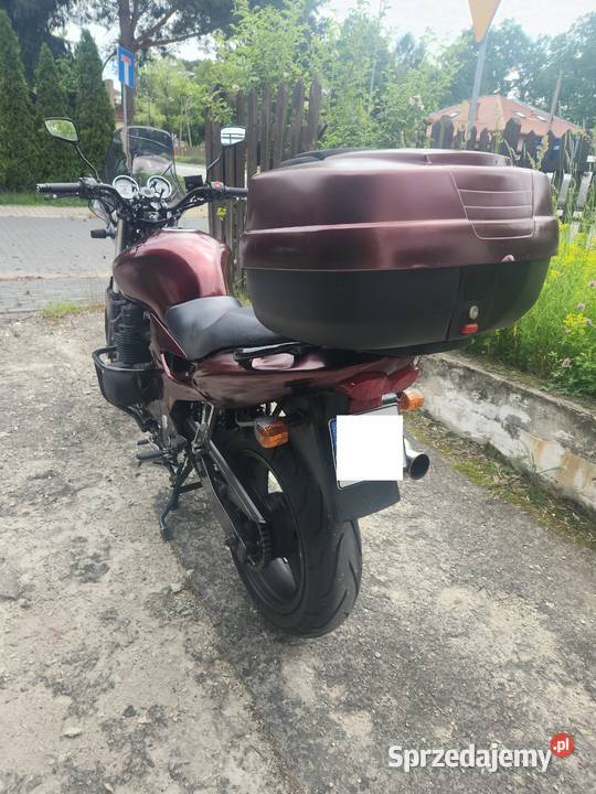 Kawasaki ZR7 750 regulowane zawieszenie kufer benzyna Warszawa sprzedam