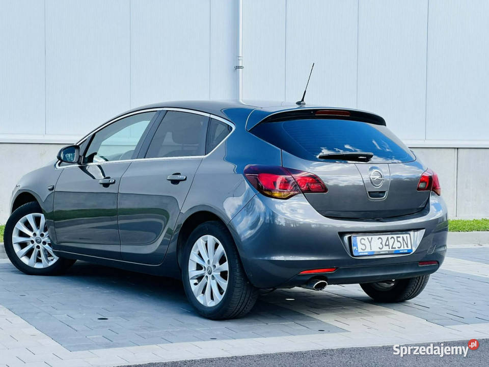 Opel Astra Opel Astra 16 Turbo Design Edition J Mikołów