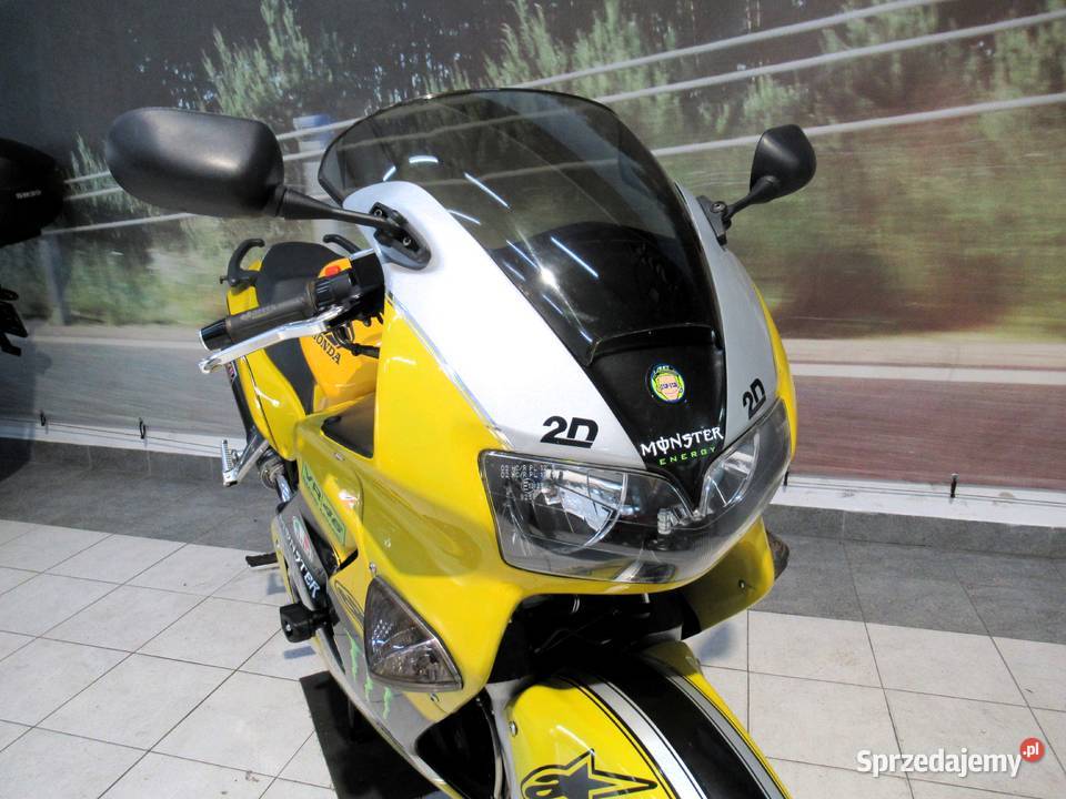 Honda VFR 800 Fi Oferuję dowóz raty Kutno