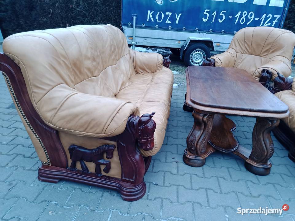 Komplet z Rzeźbami Głów Konia 321 i Ława KLER Kozy