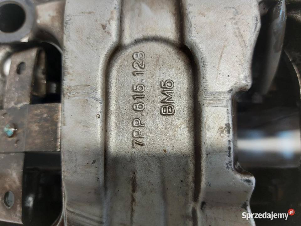 PORSCHE MACAN S 95B Zacisk hamulcowy przód prawy