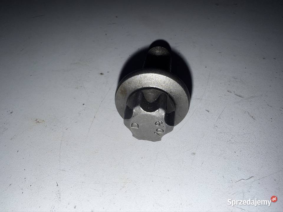 Śruba mocowania koła magnesowego BMW F900R K83