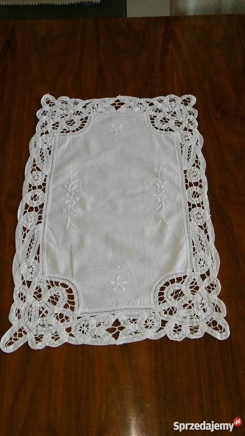 haft koronka brukselska serwetka serweta cudna Gdańsk