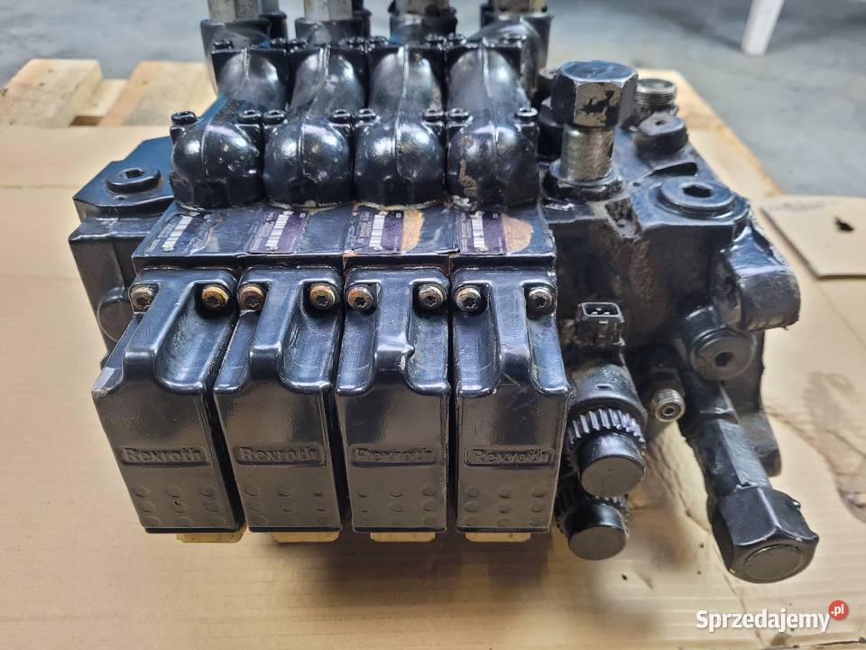 CASE IH PUMA 145 12r SEKCJA ZAWORU Kolno