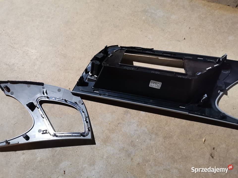 Ramka licznika Audi A4 B8 Zgorzelec