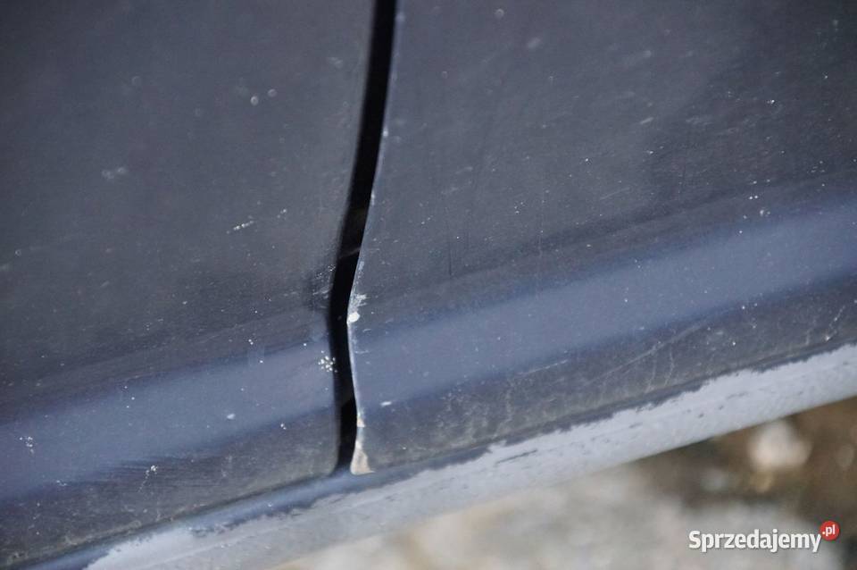 DRZWI PRAWE PRZÓD VOLKSWAGEN GOLF IV LC5H Lipno