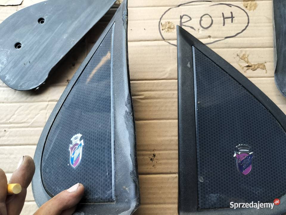 FORD MONDEO MK2 zaśepka emblemat trójkąt drzwi osobowe Pozostałe Kamień-Kolonia