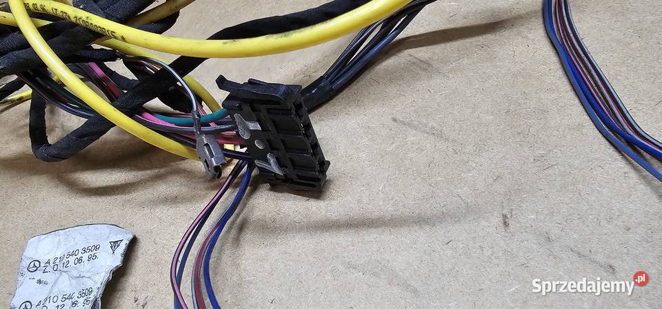 Wiązka drzwi mercedes w210 2105403509 Zbąszyń