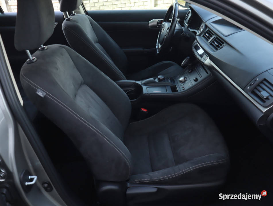 Lexus CT 200h łódzkie