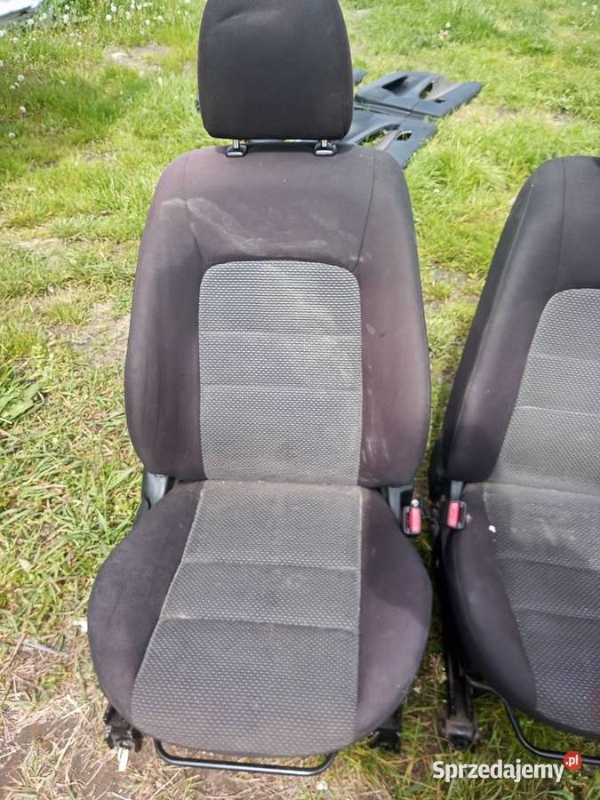 Komplet Foteli kanapa Mazda 6 GG osobowe Wyposażenie wnętrza Sandomierz