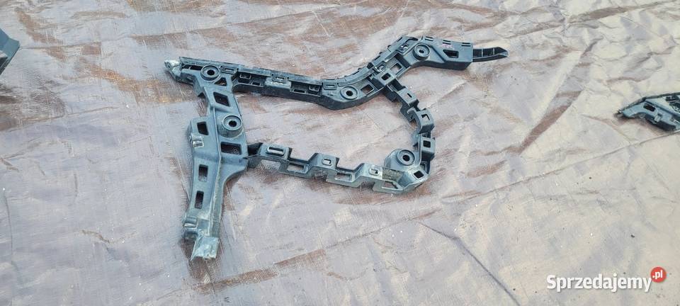 ŚLIZG ZDERZAKA PRAWY TYŁ VW GOLF VII KOMBI osobowe