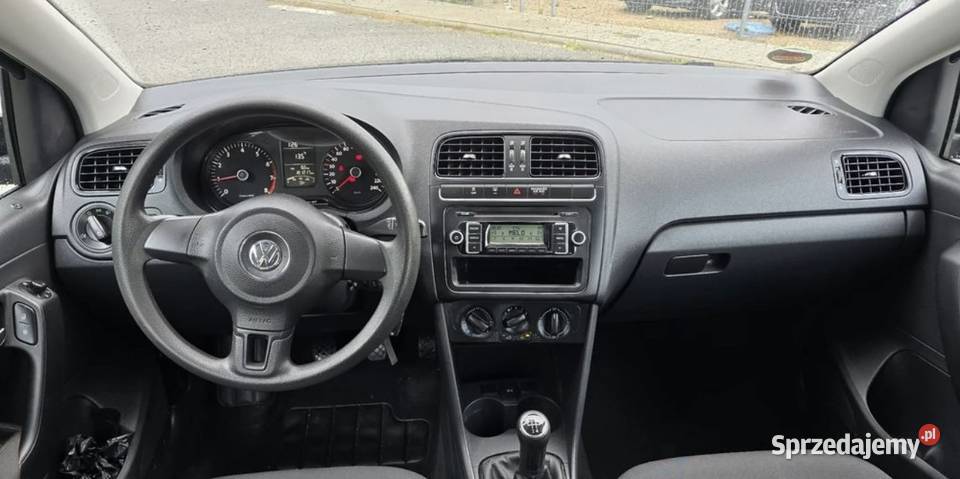 Volkswagen Polo 12 LIFE Rok produkcji 2010 Mrągowo