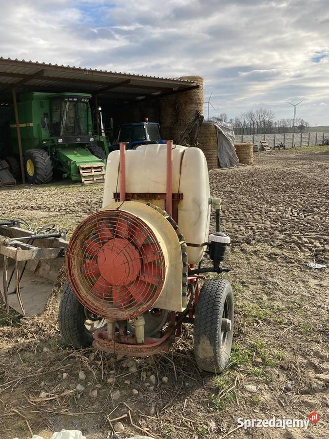 Sprzedam opryskiwacz sadowniczy Białynin-Podbór