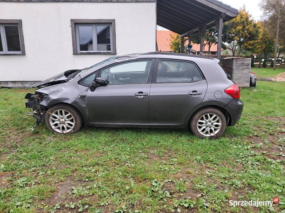 Toyota Auris 20 diesel D4D silnik skrzynia drzwi 4/5 Śliwa sprzedam