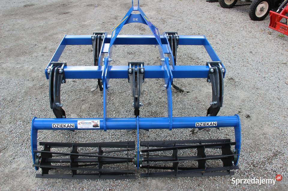 Pług dłutowy z wałem bezorkowy MPIRAT 16 16 22 Rogóźno