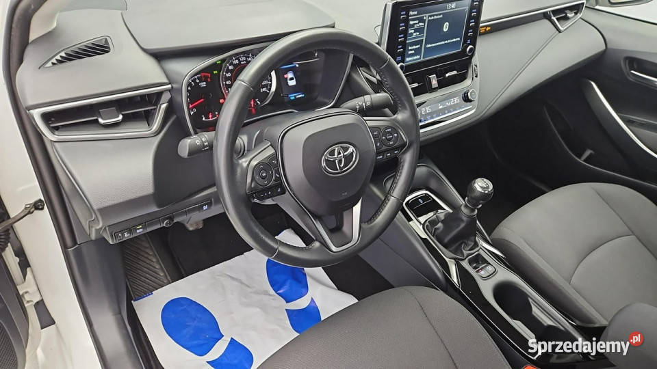 Toyota Corolla 15 Comfort Z Polskiego Salonu biały mazowieckie Warszawa sprzedam
