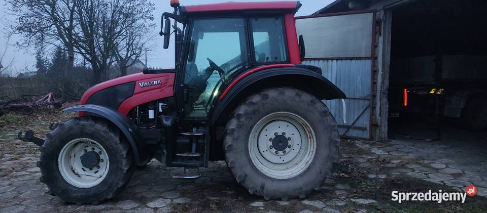 Valtra N92 kupiony u Polskiego dilera Klukowo-Kolonia
