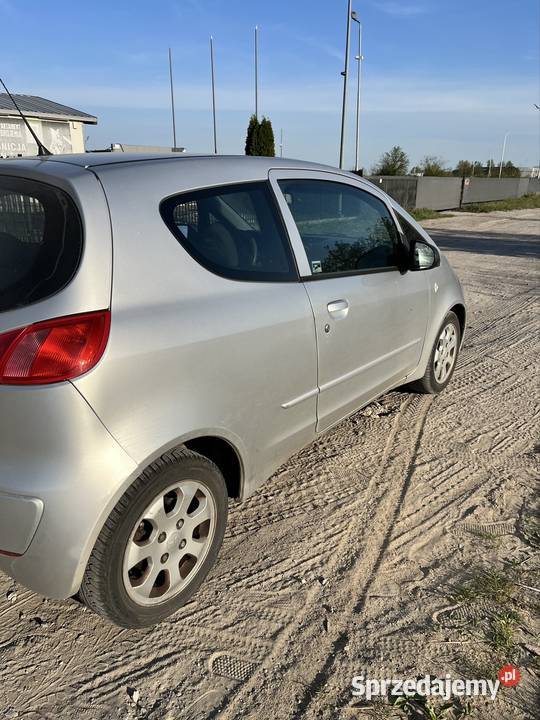 Mitsubishi Colt 13 benzyna welurowa tapicerka Wólka Kozłowska