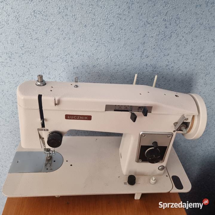 Maszyna do Szycia Predom Łucznik 465 Stolik śląskie Sosnowiec sprzedam