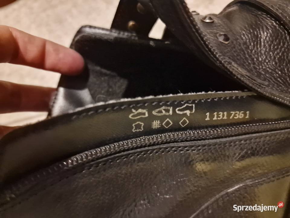 Buty różne w 3739 Kraków