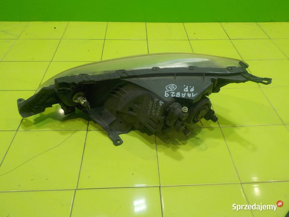 NISSAN NV200 14r 15 DCI lampa prawa przod