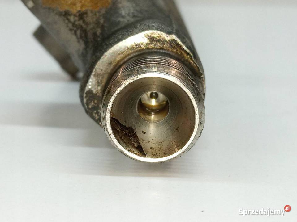 LISTWA WTRYSKOWA 04C906054C 15 TSI Skoda Kamiq I sprzedam
