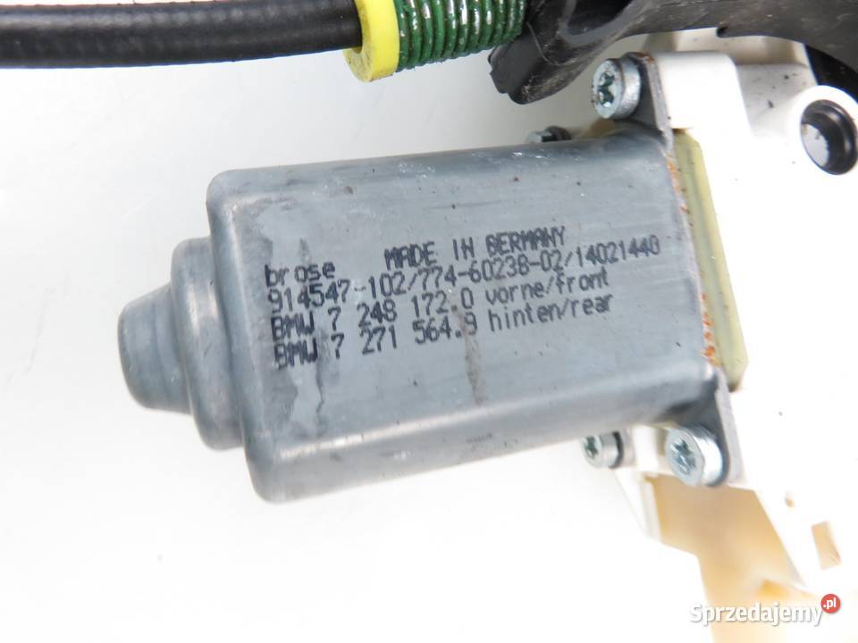 PODNOŚNIK SZYBY PRAWY PRZEDNI BMW 5 F10 71821329