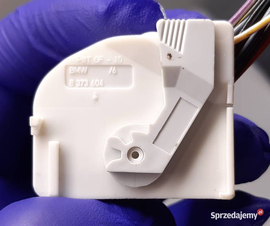 ORYGINALNA KOSTKA WTYCZKA BMW 8373604 Układ elektryczny Mielęcin
