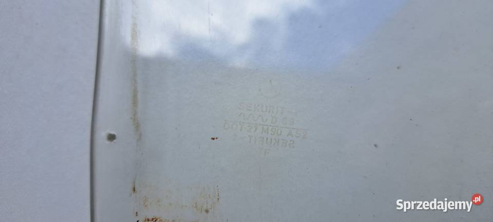 Szyba drzwi przednia prawa Mercedes W123 sedan Szyby pomorskie Luzino