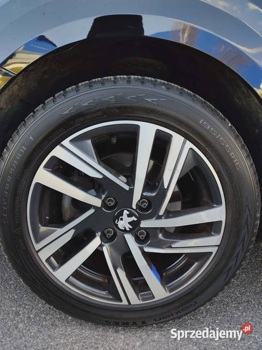 Peugeot 208 12 Benzyna 110 Virtual LED Nowy Lublin