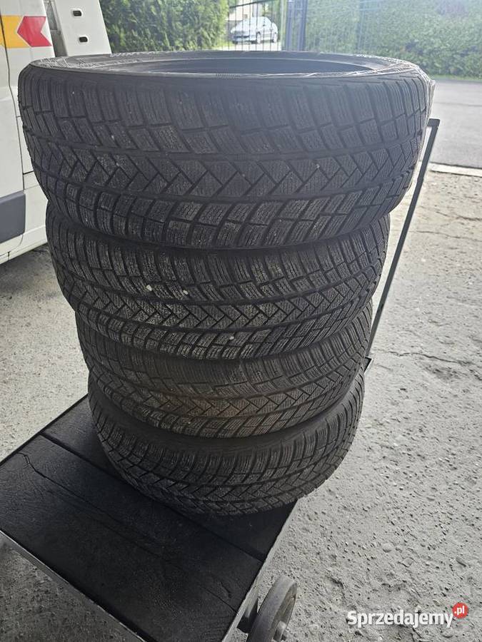 Opony zimowe Verdstein vintrac pro 22555 r19 99h
