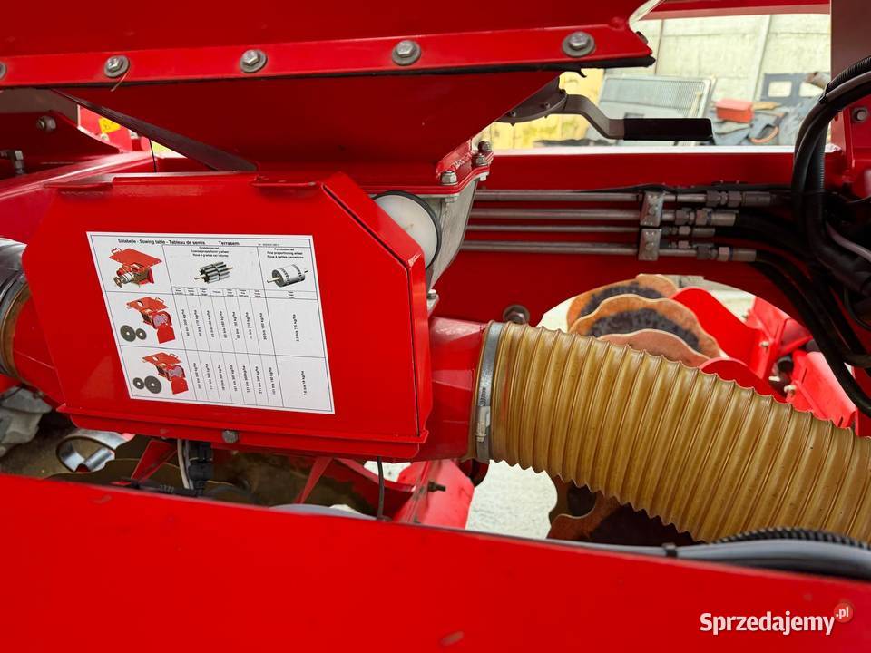 Agregat UprawowoSiewny Pottinger Terrasem C6 Nowa Ruda sprzedam