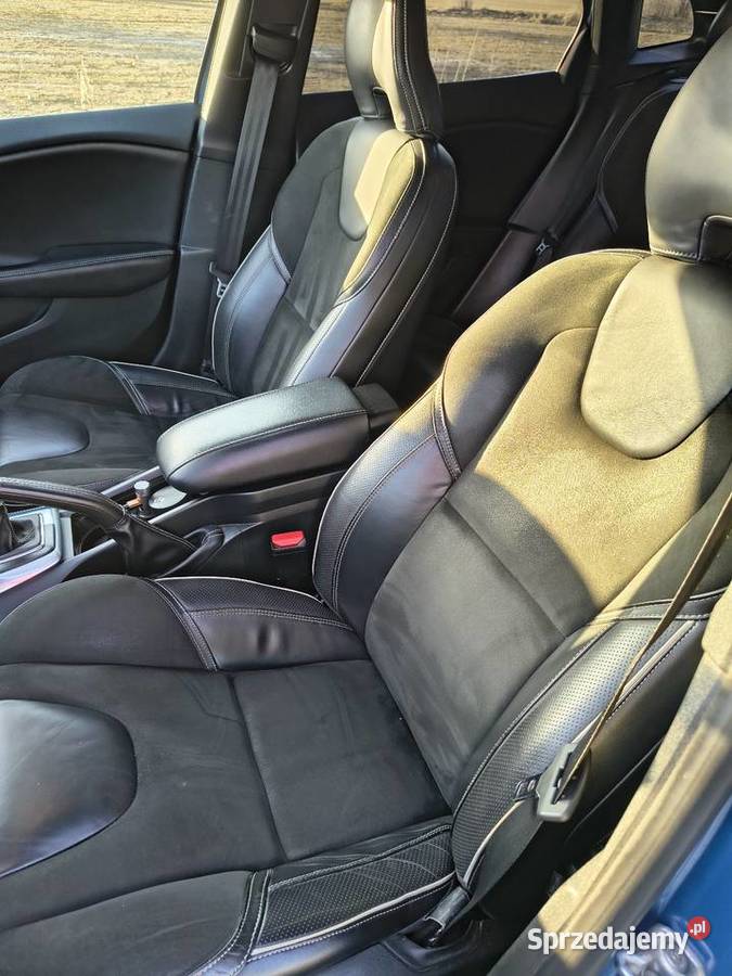 Volvo V40 Przytoczno