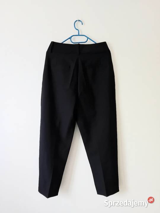 Czarne wizytowe eleganckie spodnie