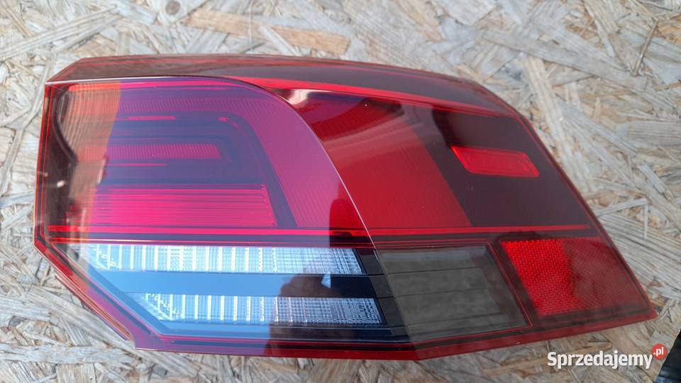 VW GOLF VIII 8 LAMPA PRAWA TYLNA TYŁ LED osobowe Lampy tylne Goleniów