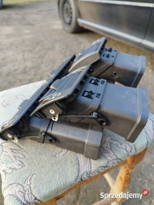 Volvo S40 kratki nawiewu Kratki nawiewu Szadek sprzedam