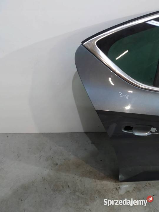 DRZWI PRAWE TYŁ SEDAN Skoda Superb III 2015