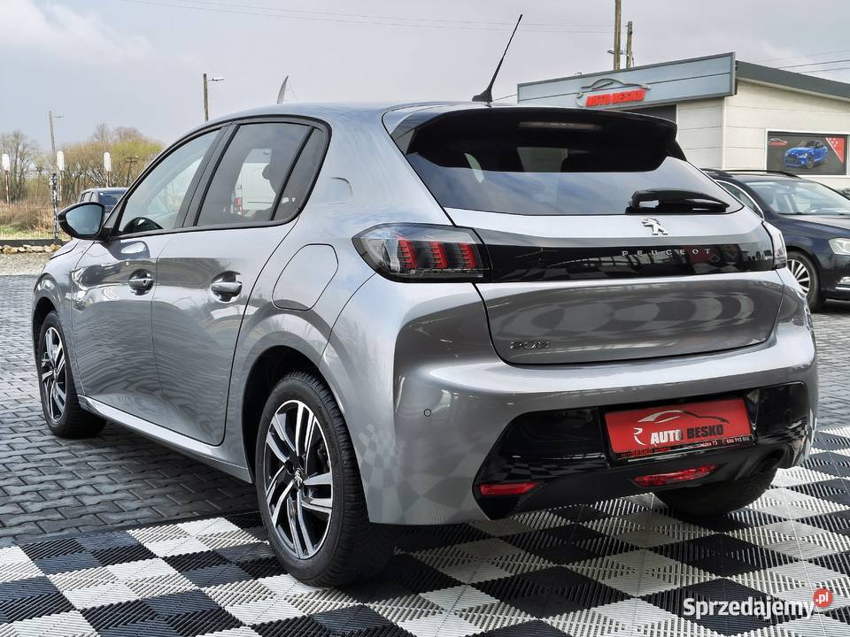Peugeot 208 2022r Benzyna Niski Przebieg Zadbany 1199cm3 Zarszyn