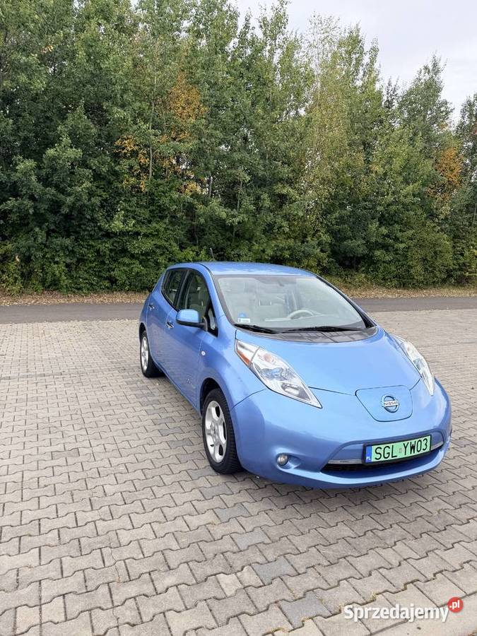 Nissan Leaf ZE0 2012 24 kWh SOH 79 310 438 Łaziska Górne