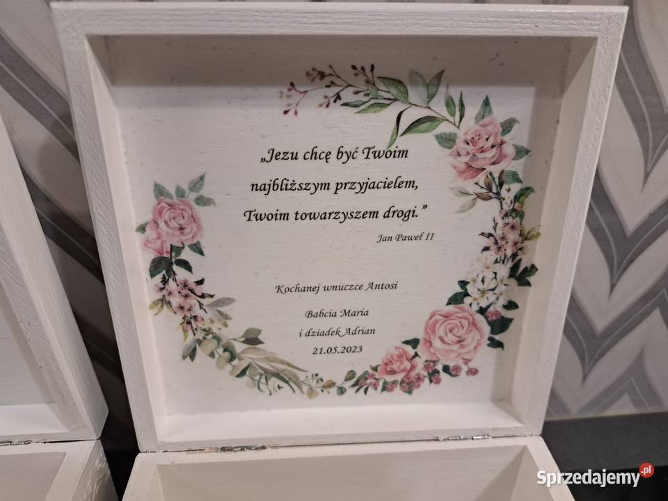 Szkatułka komunijna róże rustykalne z życzeniami