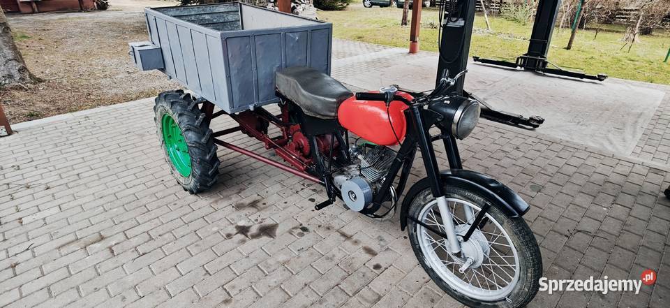 Trojkołowiec WSK 125