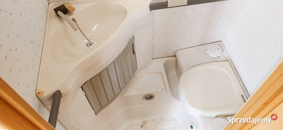 przyczepa kempingowa łóżka piętrowe campingowa Motoryzacja Międzybrodzie Bialskie