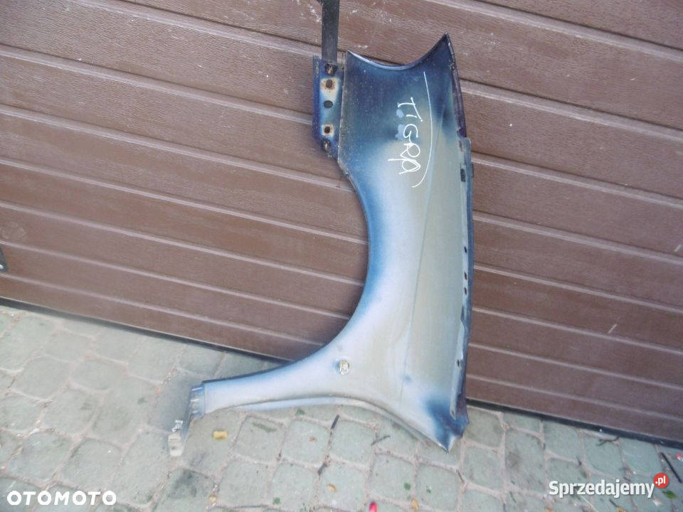 Błotnik pawy OPEL TIGRA osobowe Radom