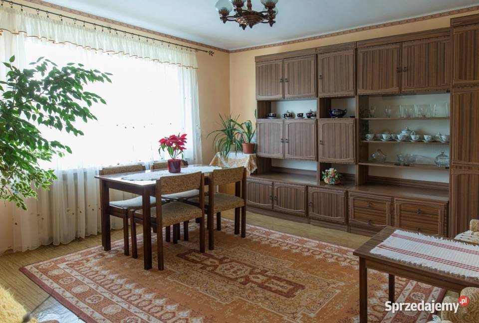 Mieszkanie 455m2 dwa pokoje kuchnia balkon Rok budowy 1970 Staszów