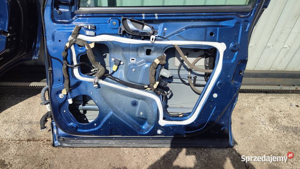 DRZWI PRAWE PRZÓD TYŁ PRZEDNIE RENAULT KADJAR Włoszczowa