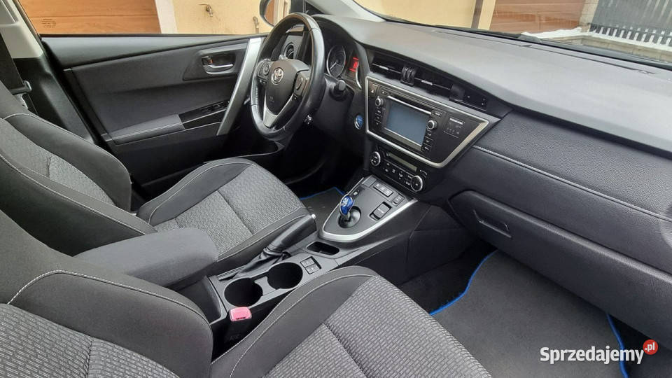 Toyota Auris Hybrid Navi Kamera 136 GWARANCJA tempomat Płońsk sprzedam
