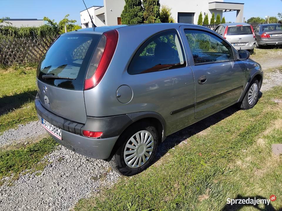 Opel corsa 10 LPG Poręba