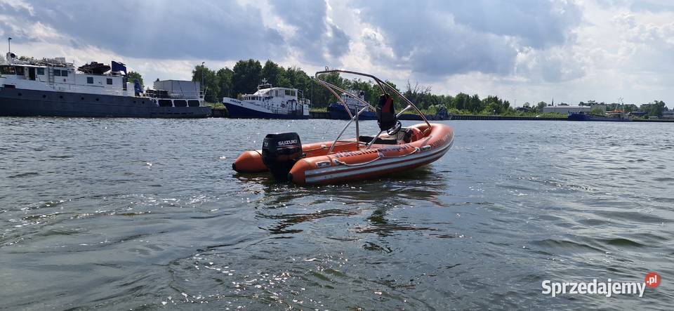 Łódź RIB WAKE Sportis 5 met silnik 70 przyczepa